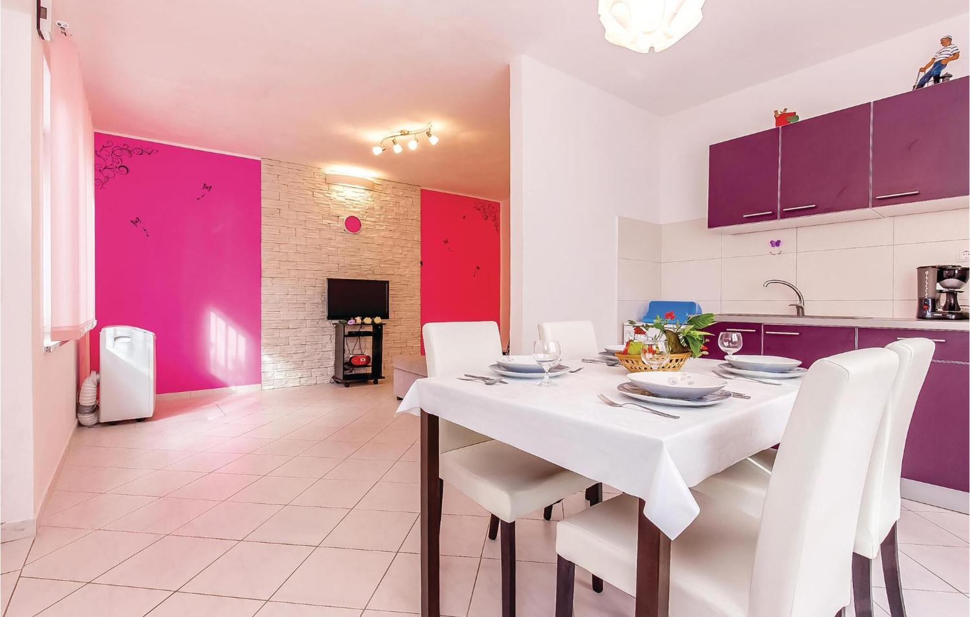 Awesome Apartment In Dobrinj With Wifi Exterior photo